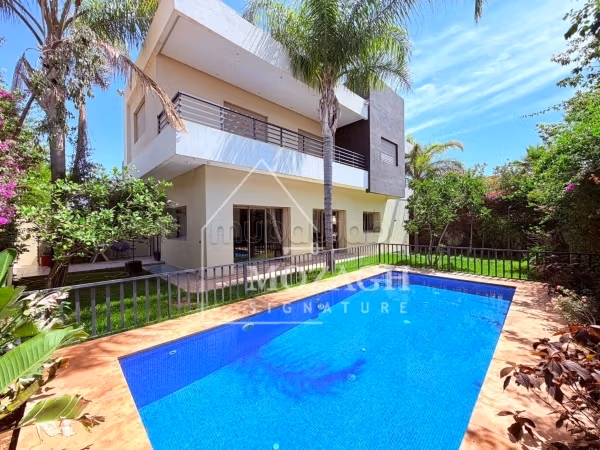 Beautiful villa with private pool in Targa