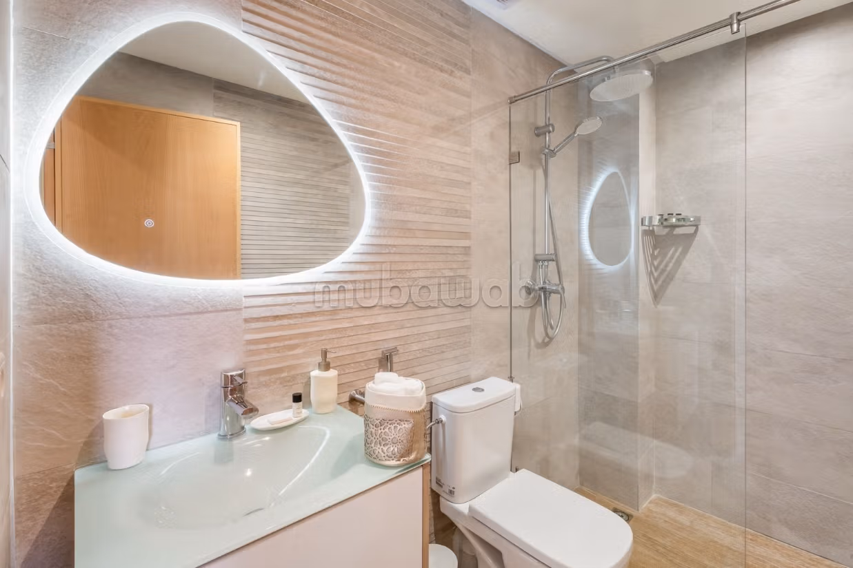 Bel appartement à louer à Gueliz. 1 chambre. Meublé — 2
