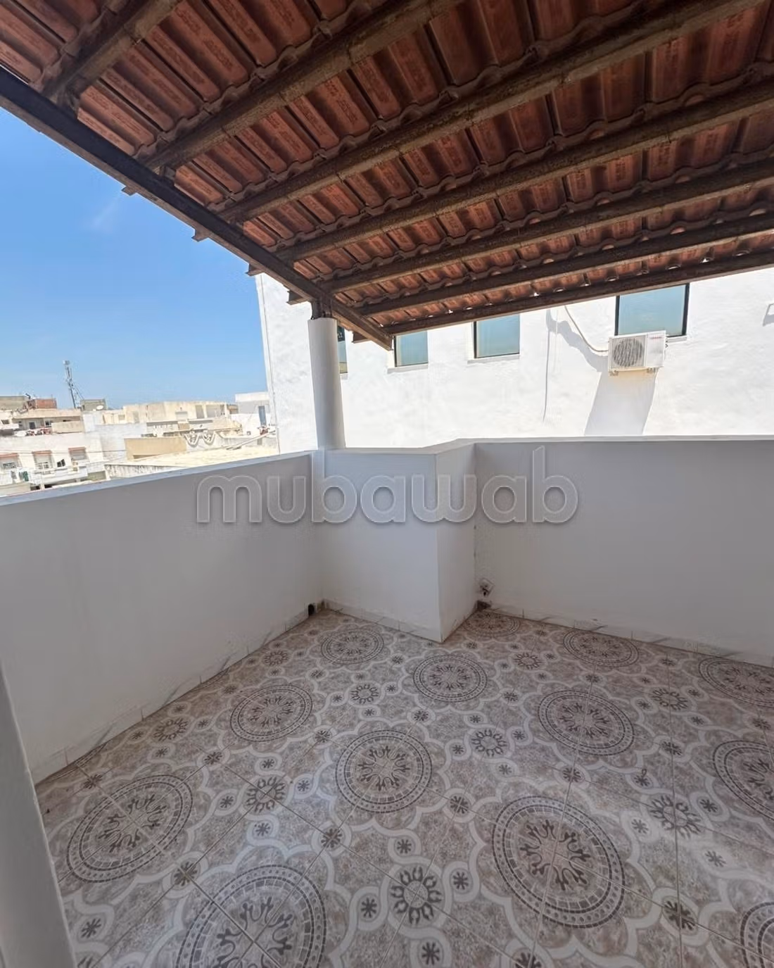 In affitto – Casa su 3 livelli ad Ain Zaghouan