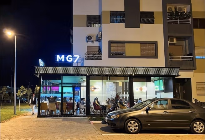 Cafe MG7 Vend local et fond de commerce
