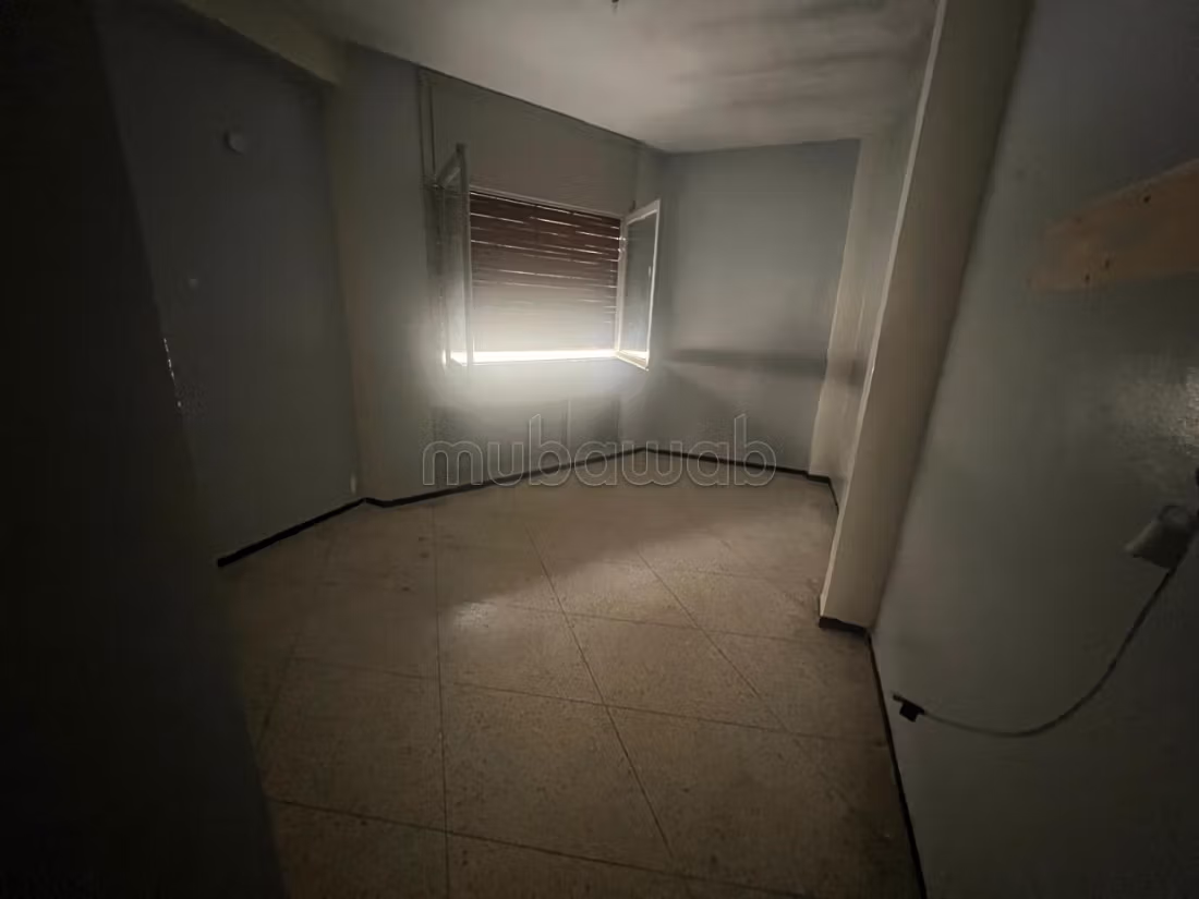 Appartement de 122m2 Quartier Benjdiya
