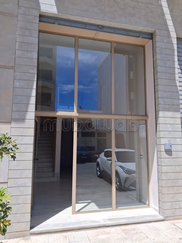 Locale commerciale in affitto per uso ufficio