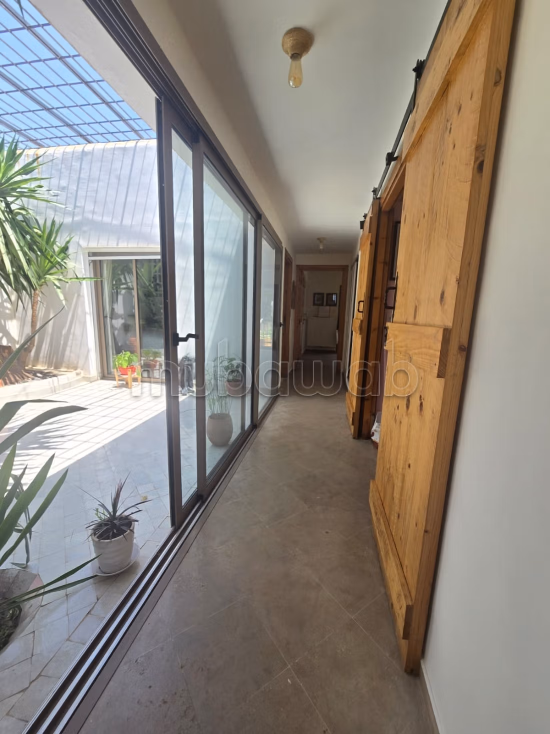 Villa arredato fronte mare in affitto a Harhoura
