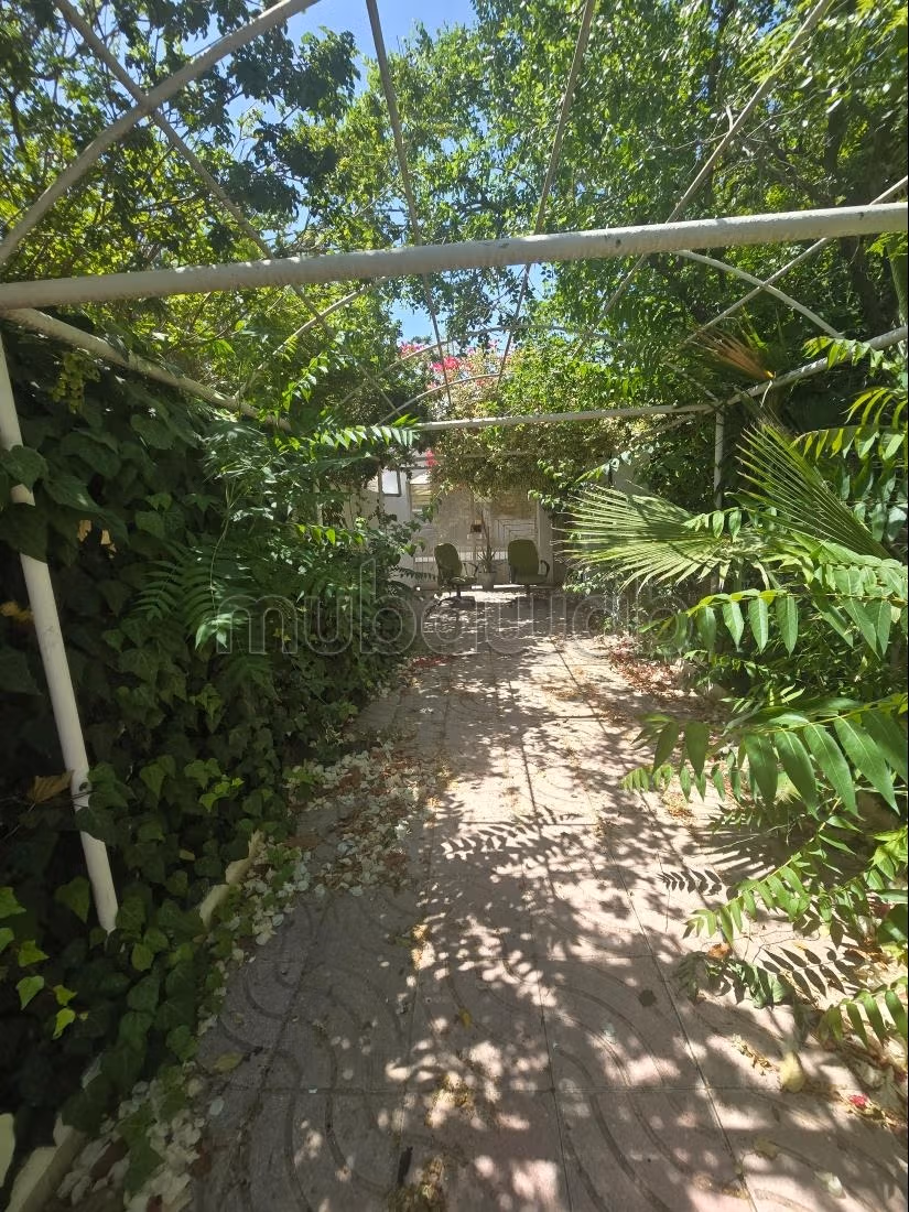 Villa de haut standing location menzah 1