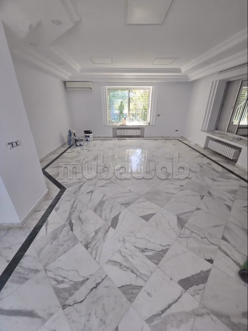 Villa de haut standing location menzah 1