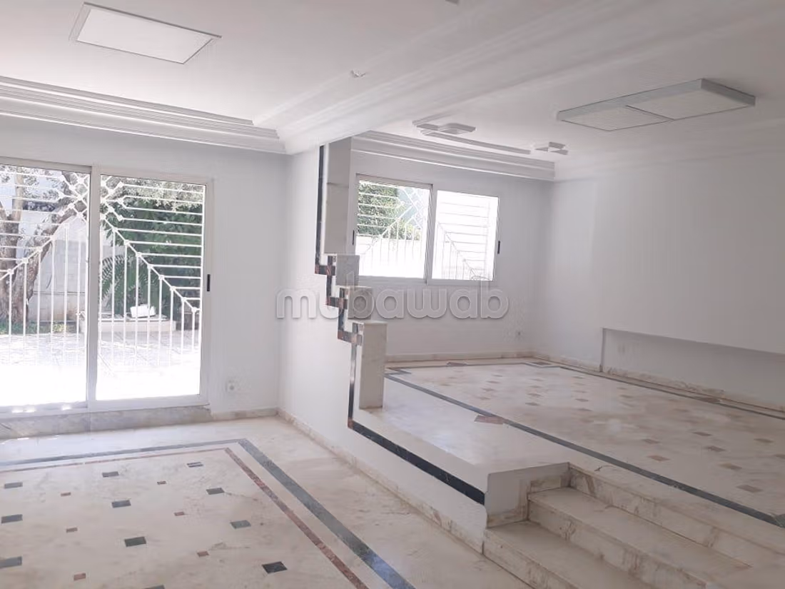 Villa de haut standing location menzah 1