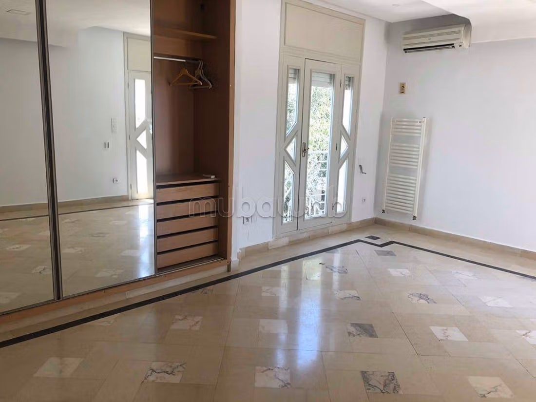 Villa de haut standing location menzah 1