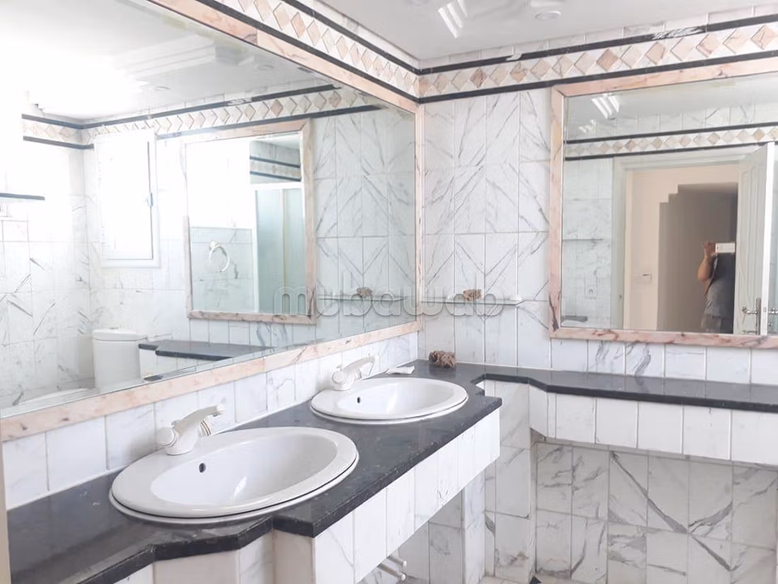 Villa de haut standing location menzah 1