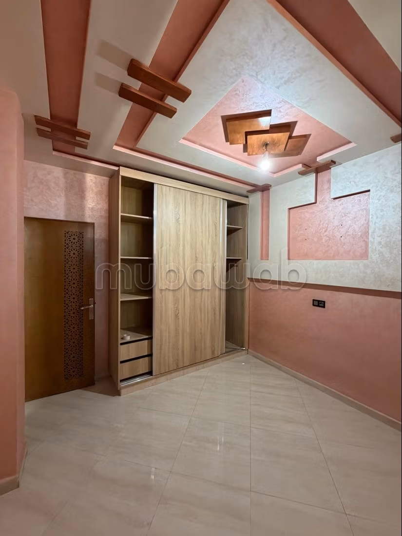 Appartement à louer à Marjan. 3 chambres. Porte solide et système de double vitrage — 6