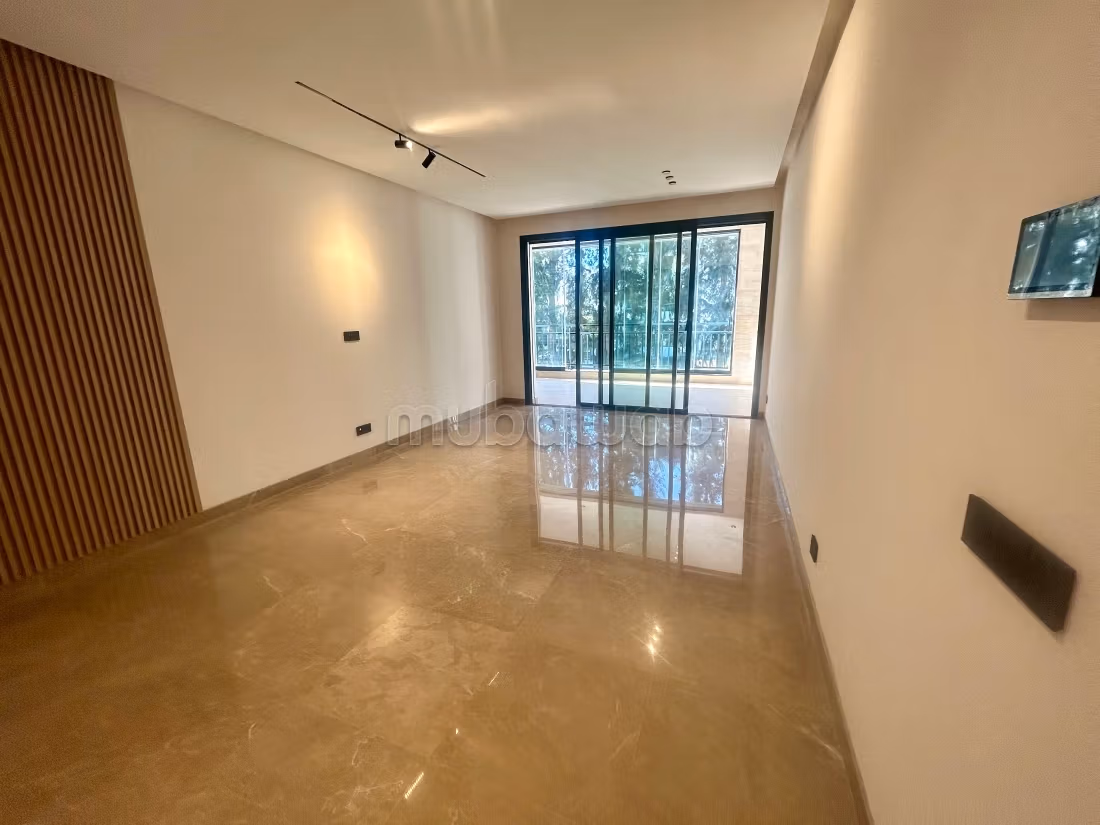 Très bel appartement en location à Souissi. 2 belles chambres. Terrasse et ascenseur — 5