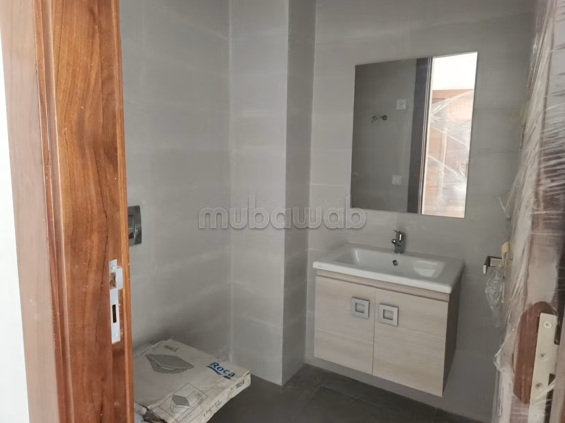 Office spaces for rent on Avenue Mohamed 5 different areas first floor