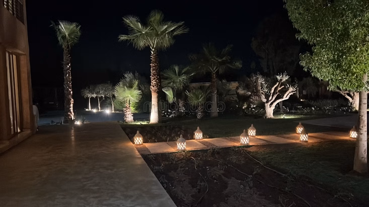 Splendida villa in vendita in Route de l'Ourika. 9 camere accoglienti. Arredato