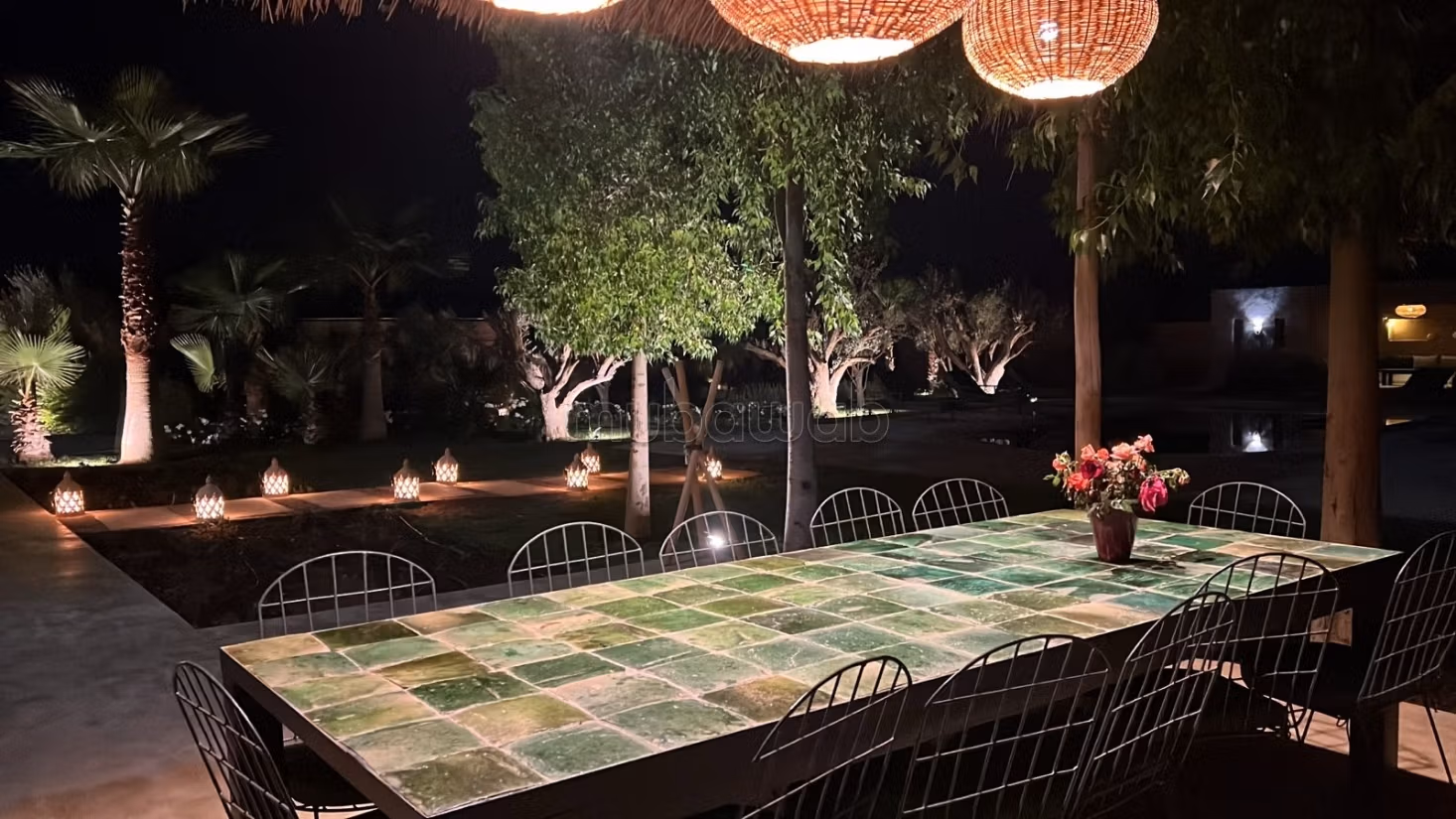 Splendida villa in vendita in Route de l'Ourika. 9 camere accoglienti. Arredato