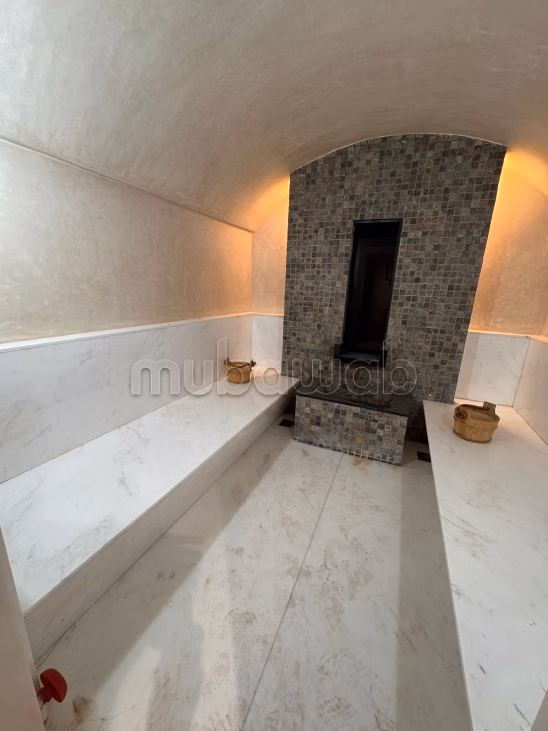 Casa de lujo en venta en Souissi. 6 habitaciones. Puerta blindada, seguridad