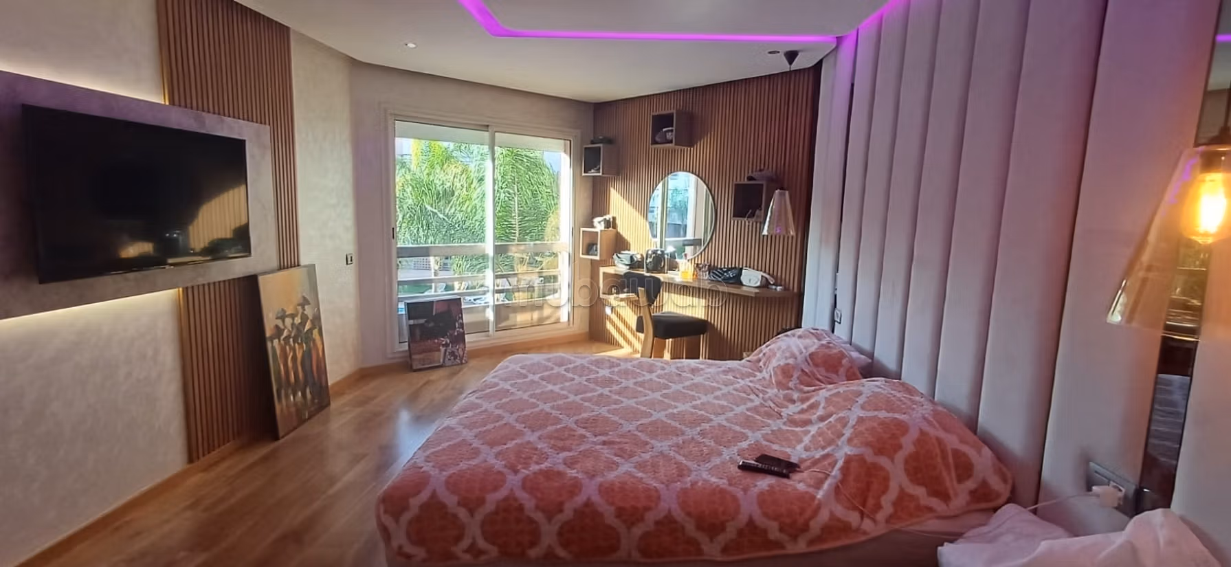 Sublime appartement meublé à louer
BLVD Mohamed 6 — 4