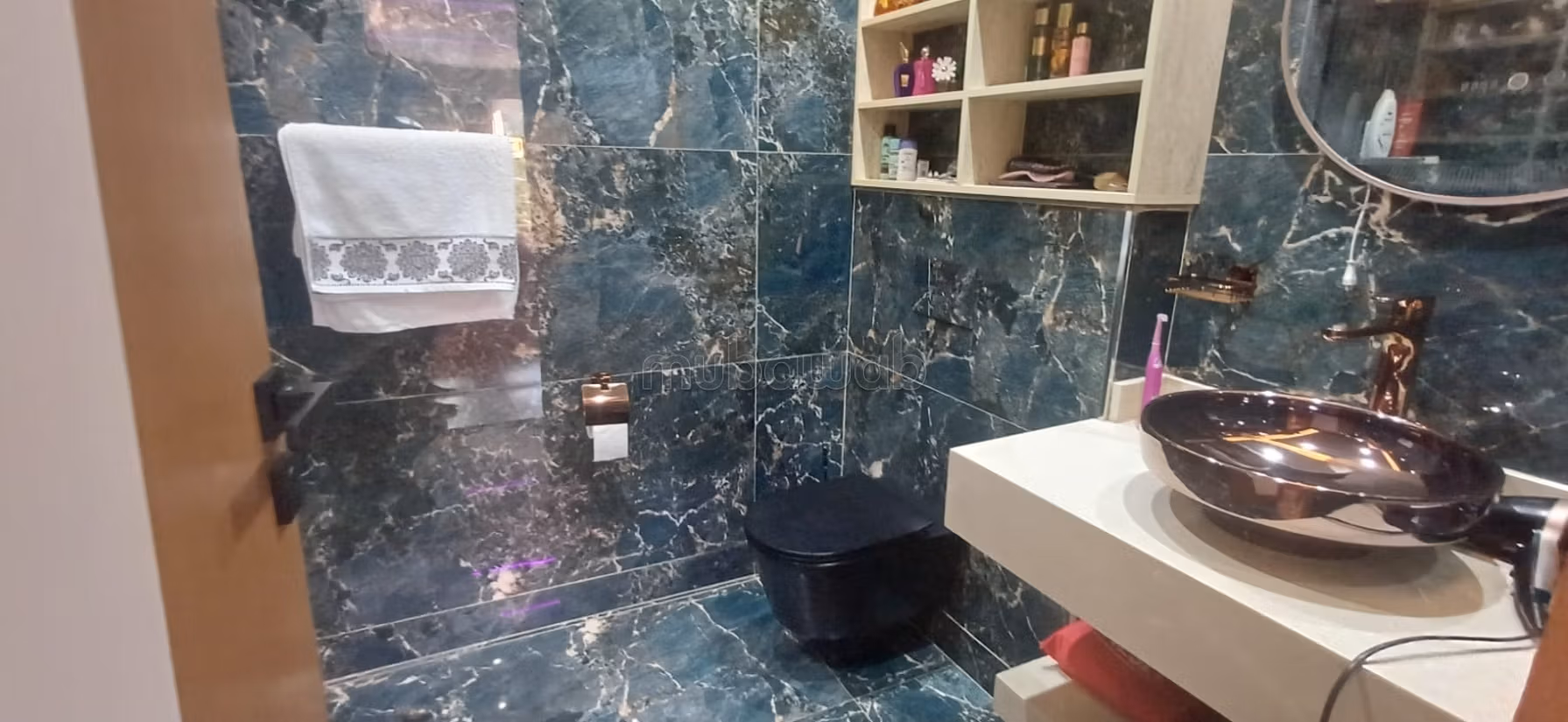 Sublime appartement meublé à louer
BLVD Mohamed 6 — 5