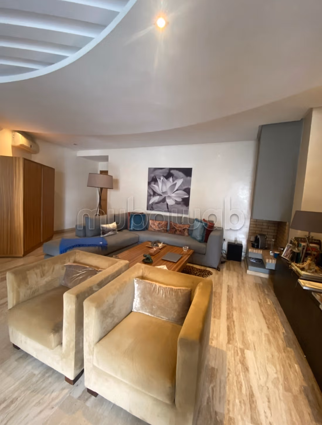 Appartement de 77 m2 sans vis à vis en vente à Bourgogne Ouest — 2