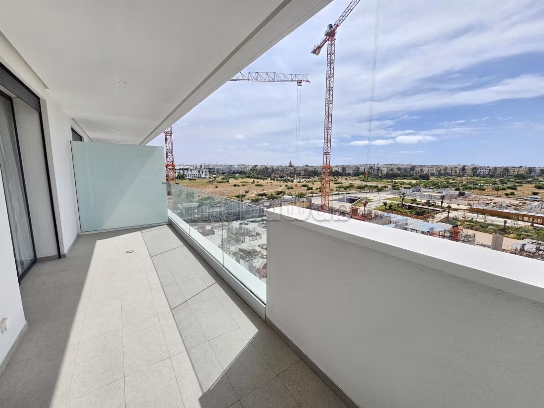 Appartement à louer à Casablanca Finance City. 1 belle chambre. Espace de rangement spacieux