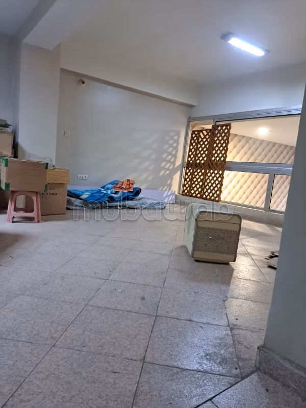 In affitto – Negozio a Val Fleuri