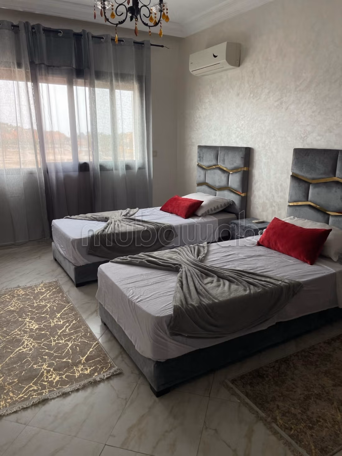 Gemeubileerd appartement met 2 slaapkamers in een beveiligd verblijf