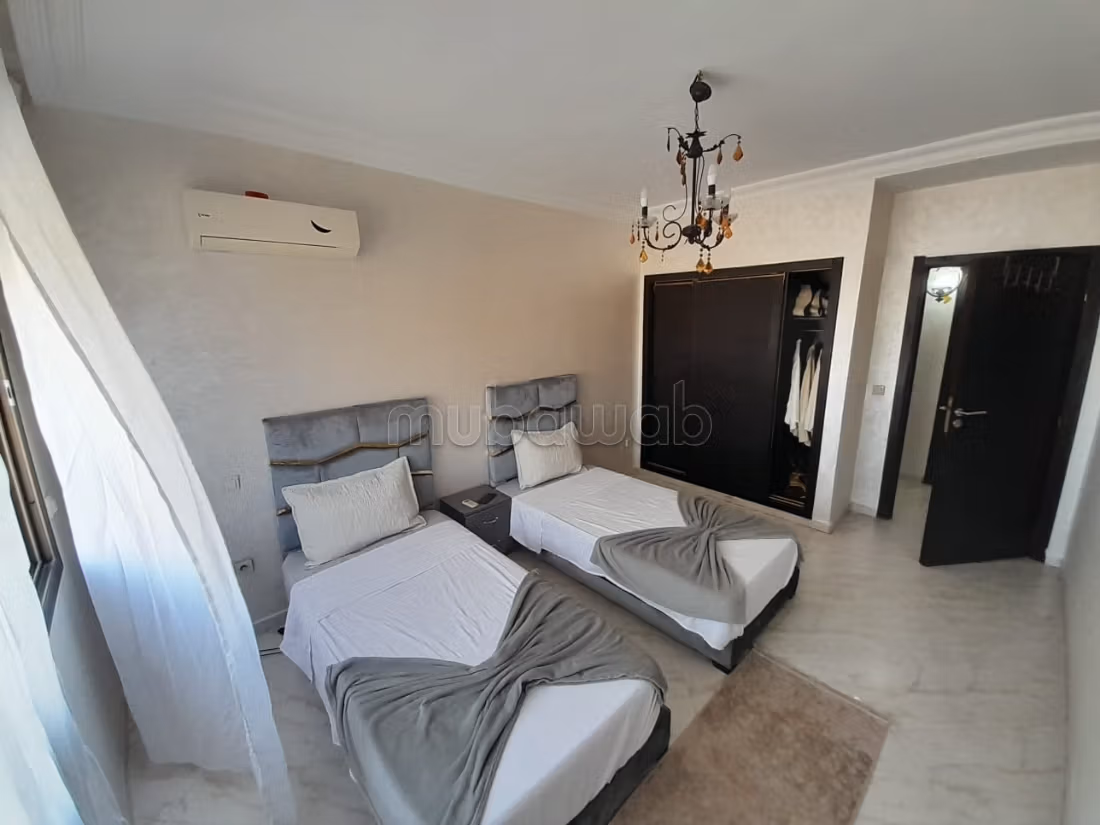 Gemeubileerd appartement met 2 slaapkamers in een beveiligd verblijf
