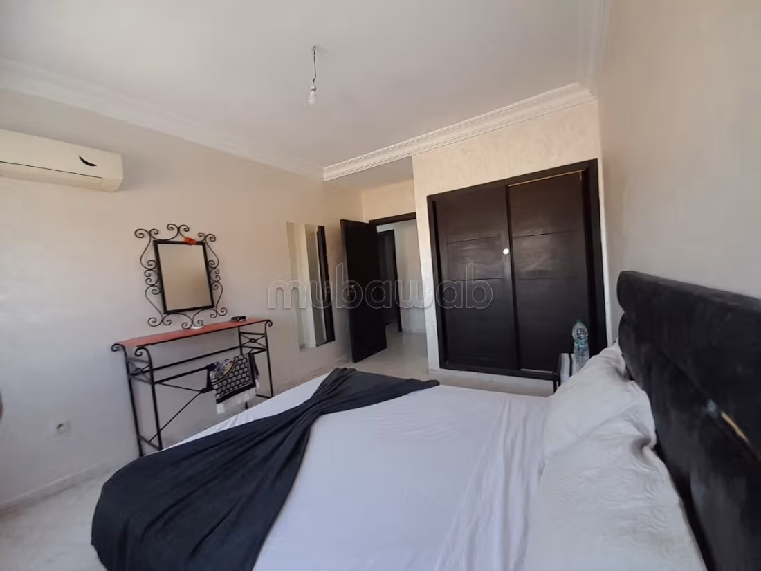 Gemeubileerd appartement met 2 slaapkamers in een beveiligd verblijf