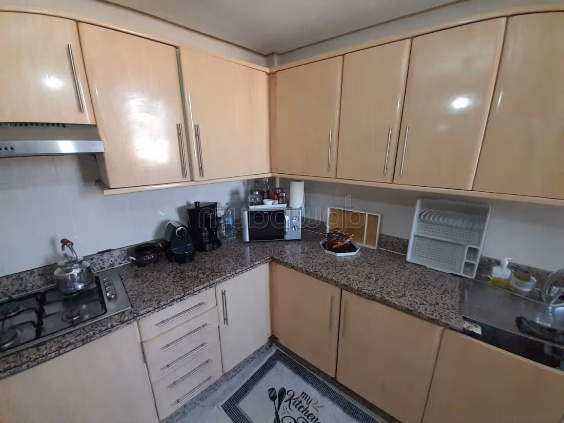 Gemeubileerd appartement met 2 slaapkamers in een beveiligd verblijf
