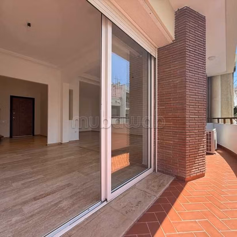 Appartamento in Affitto di 146.0 m² a Casablanca, Gauthier