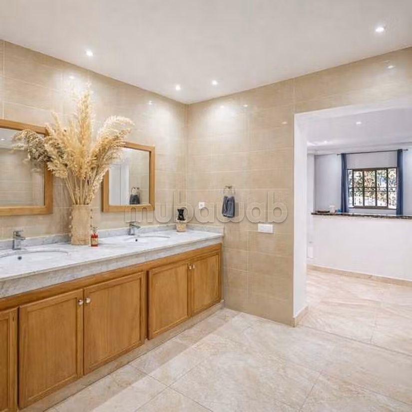 Villa a la Venta de 994.0 m² en Marrakech, Ruta de L'Ourika Sidi Abdellah Ghiat