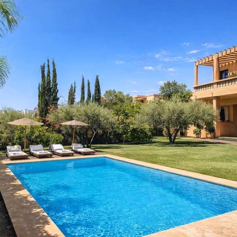 Villa a la Venta de 994.0 m² en Marrakech, Ruta de L'Ourika Sidi Abdellah Ghiat