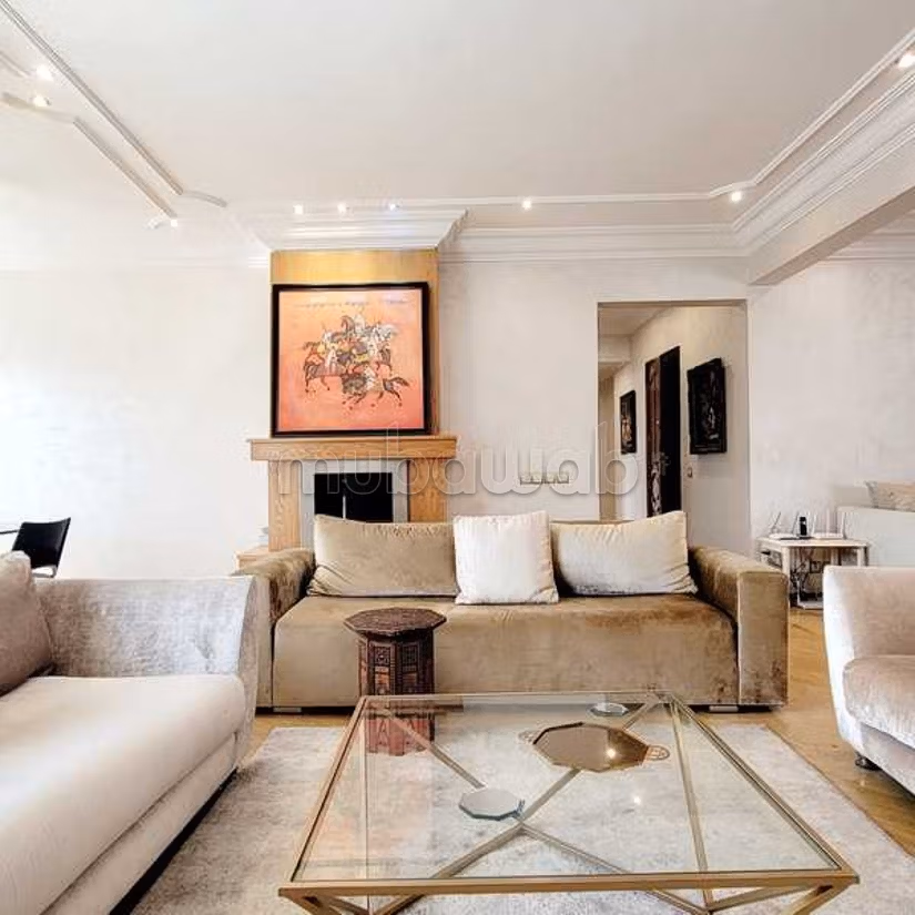 Appartement à Louer de 200.0 m² à Casablanca, Palmier Maarif