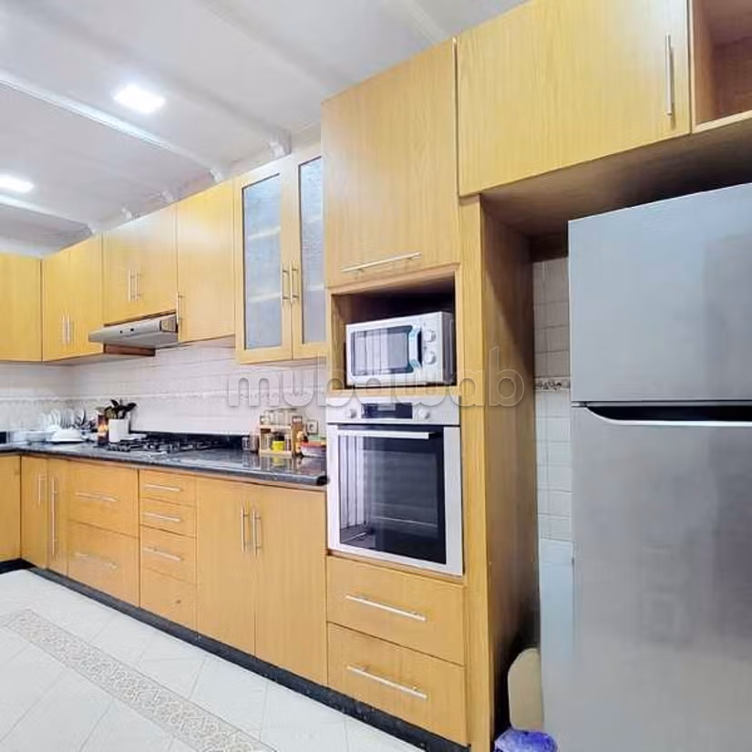 Appartement à Louer de 200.0 m² à Casablanca, Palmier Maarif