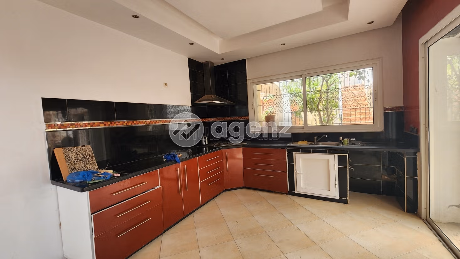 Villa en venta 1,300 m², 7 dormitorios Illigh Agadir