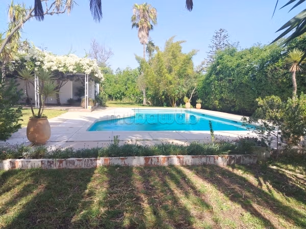 Te huur - Prachtige villa met zwembad in Souissi