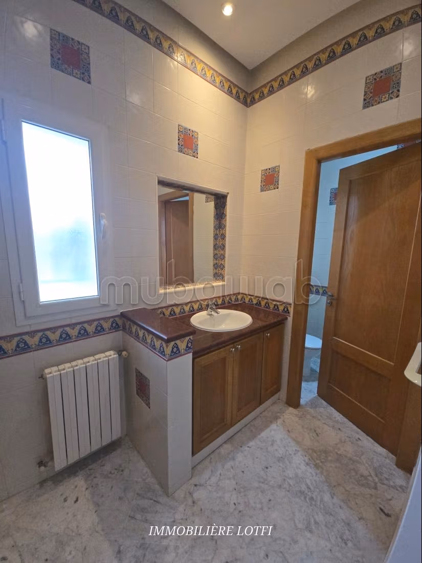 Incantevole casa con piscina e giardino