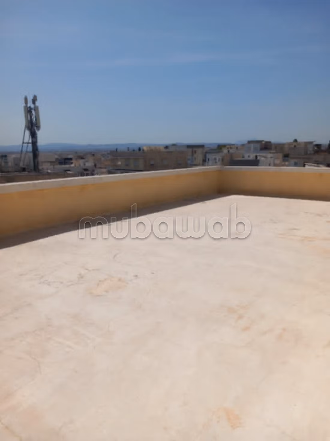 In vendita un edificio a Mourouj 1