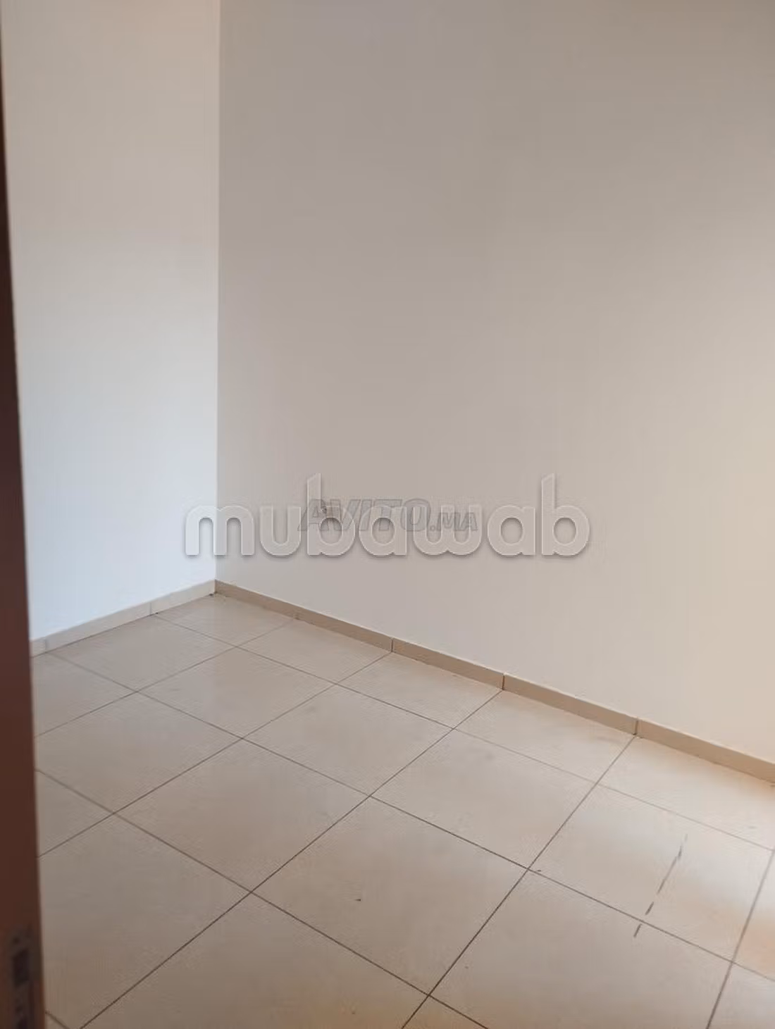 Appt à louer 50 m² à Errahma usage professionnel