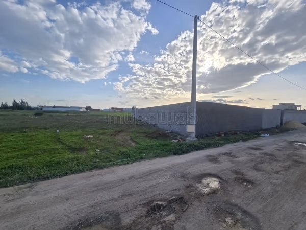 A Vendre Terrain 750 metre carre 
HAMMAMET