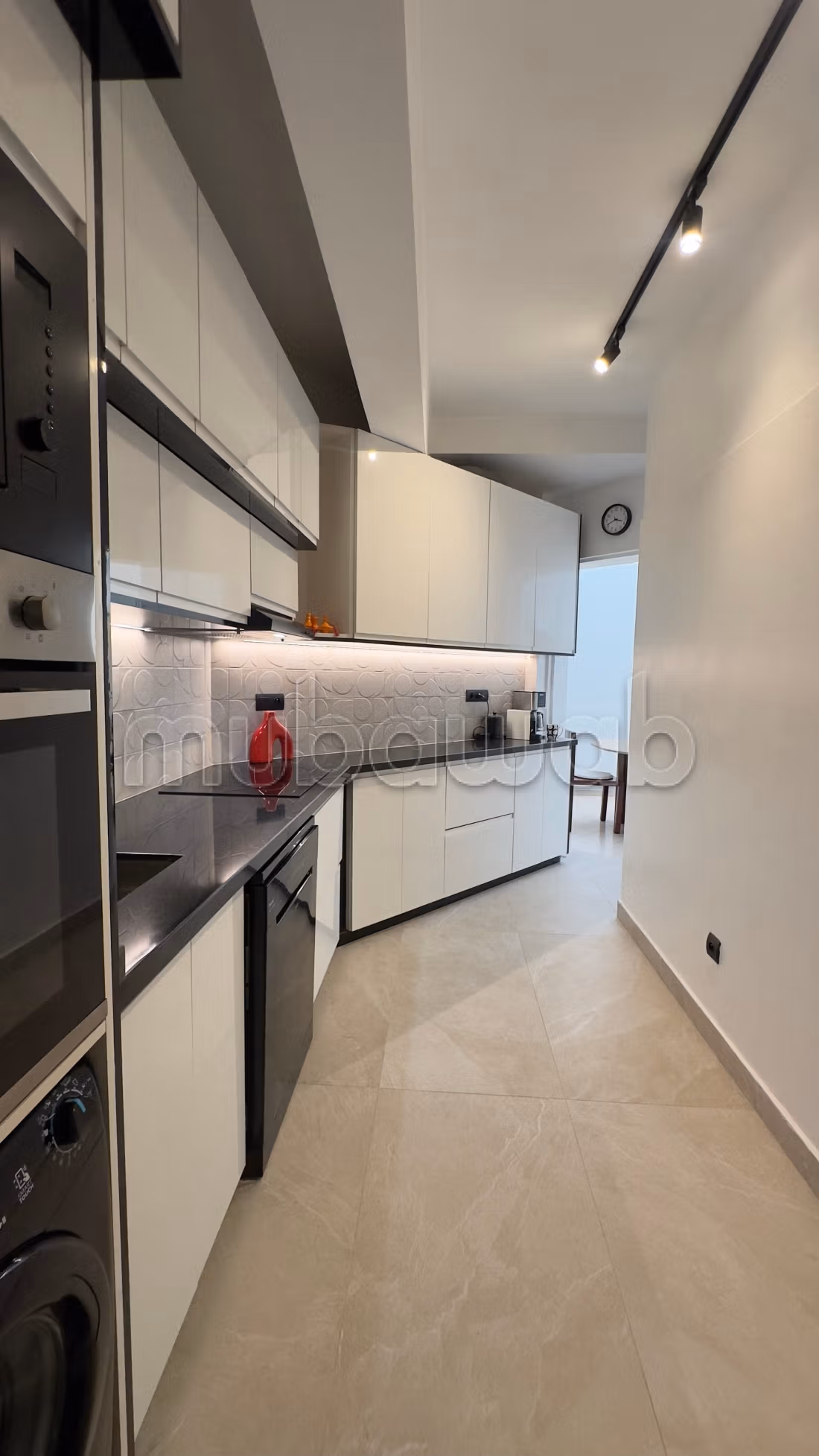 Très bel appartement en location à Agdal. 2 belles chambres. Bien meublé — 3