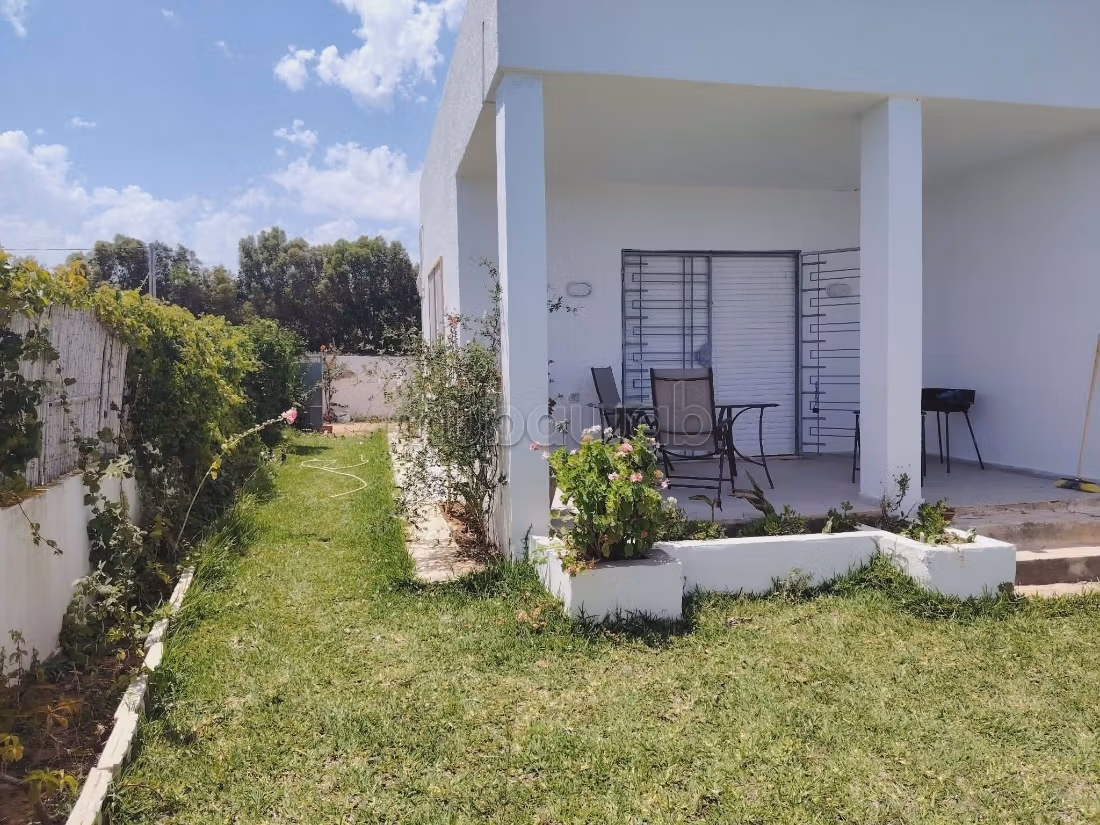 A vendre une villa de style s2 à ezzahra kélibia