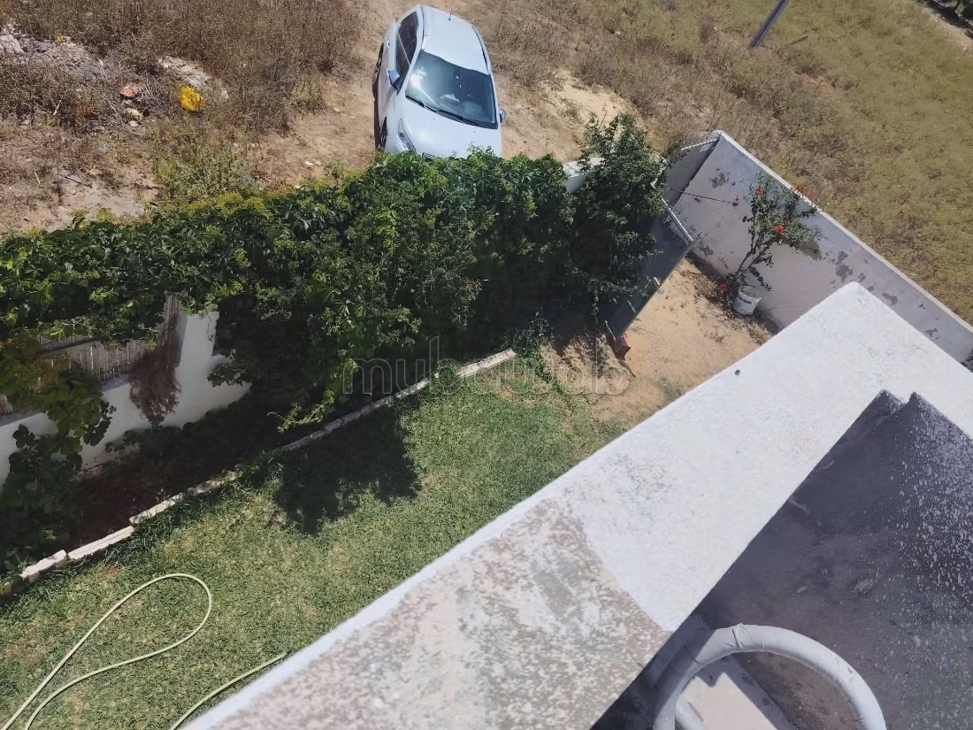 A vendre une villa de style s2 à ezzahra kélibia