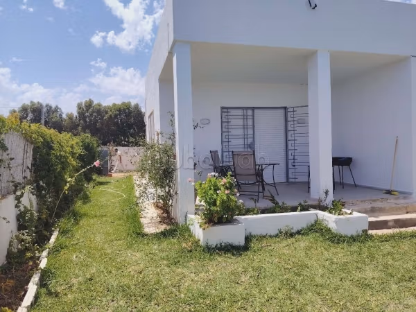A vendre une villa de style s2 à ezzahra kélibia