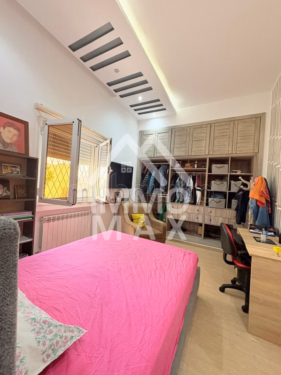 In vendita casa su un piano nella città francese El Omrane