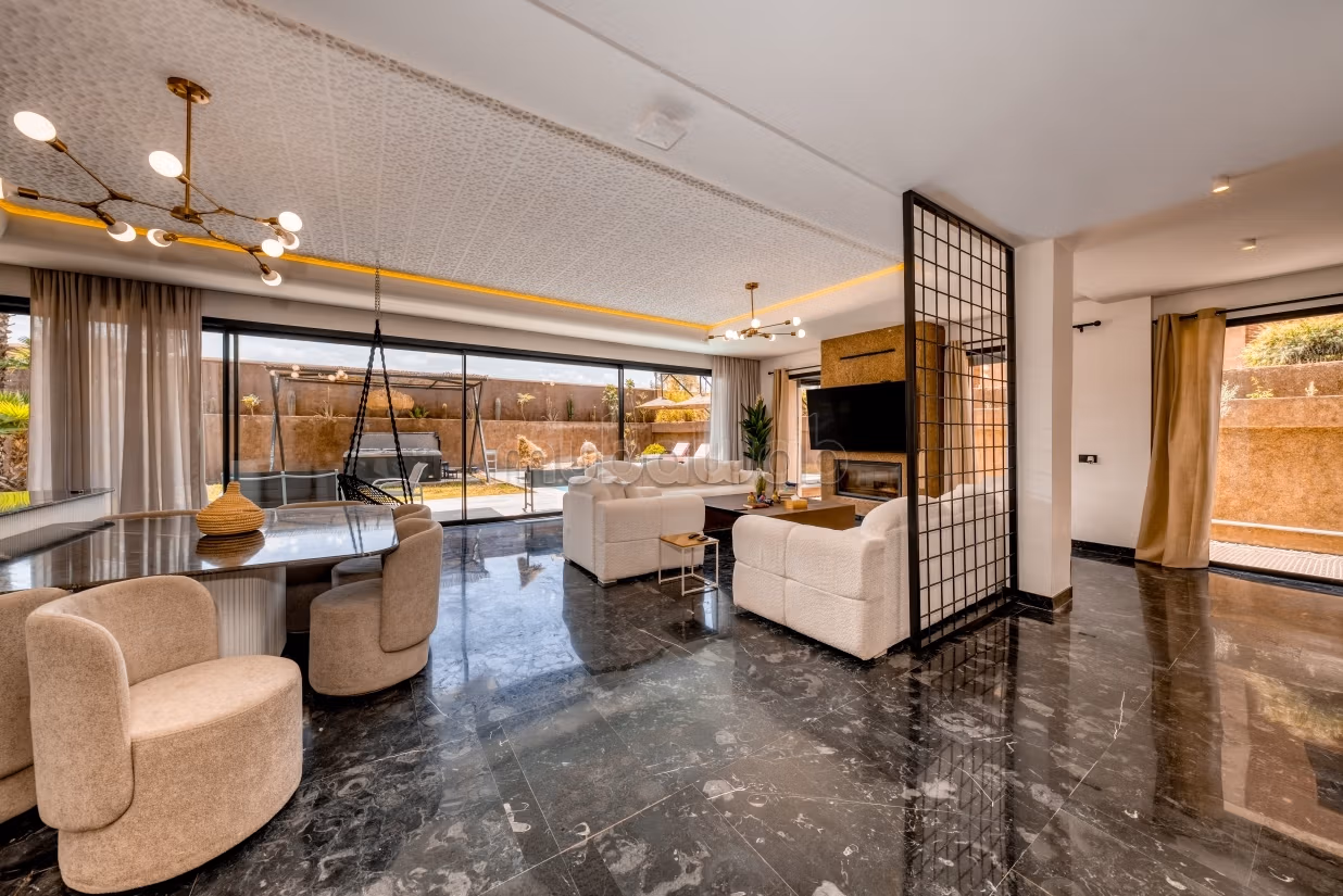 Nieuw luxe villa te koop op Route d'Ourika