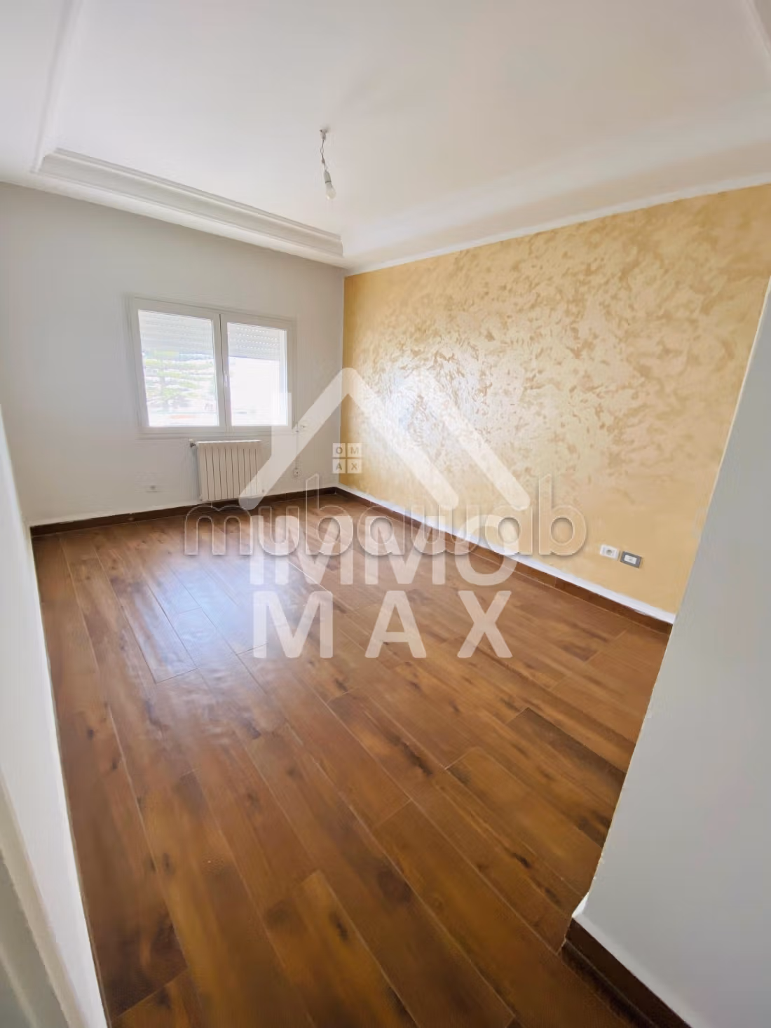 In affitto un triplex a uso commerciale a Menzah 6