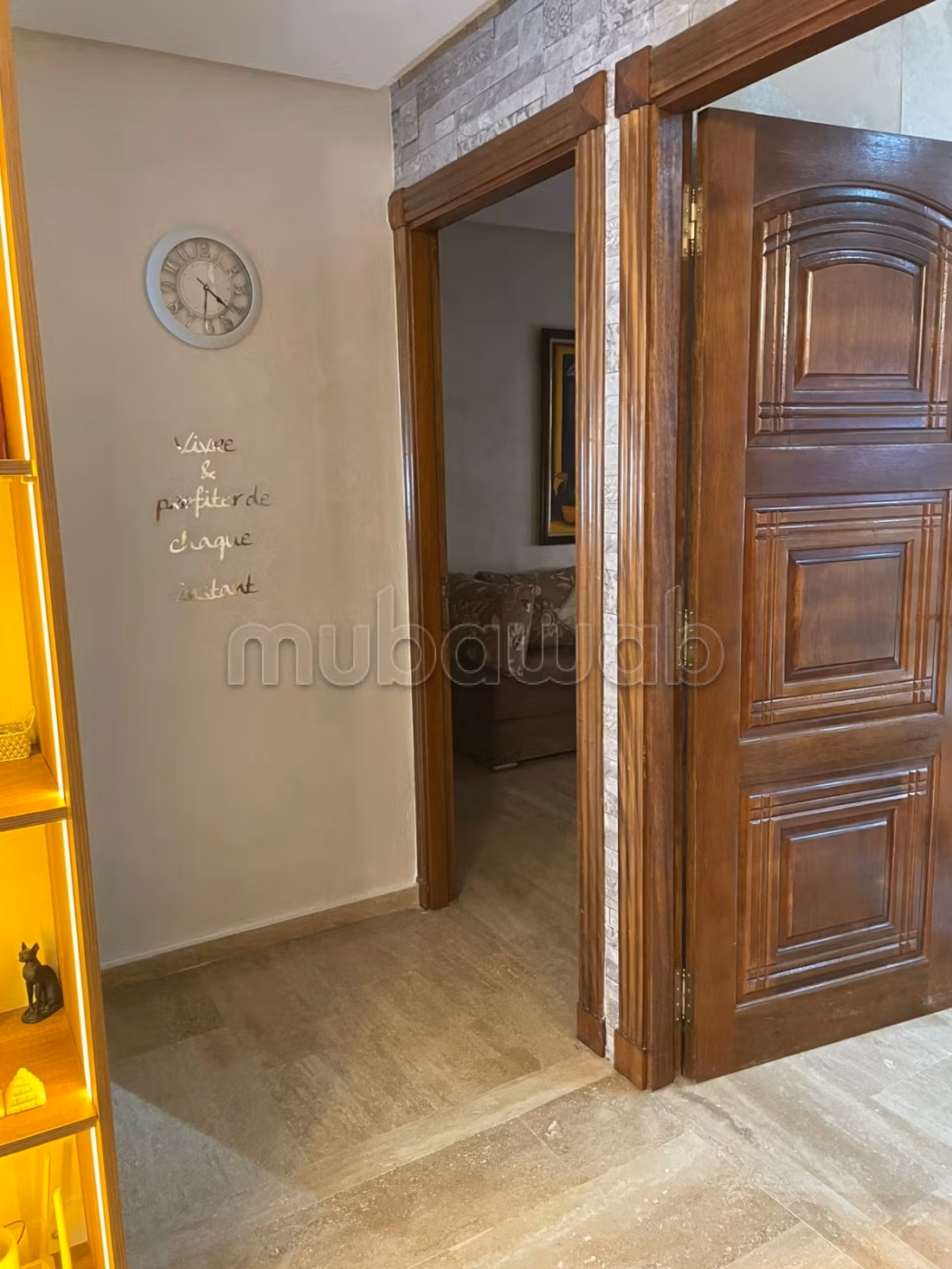 Lleva este apartamento en Las princesas. 2 habitaciones agradables. Garaje privado