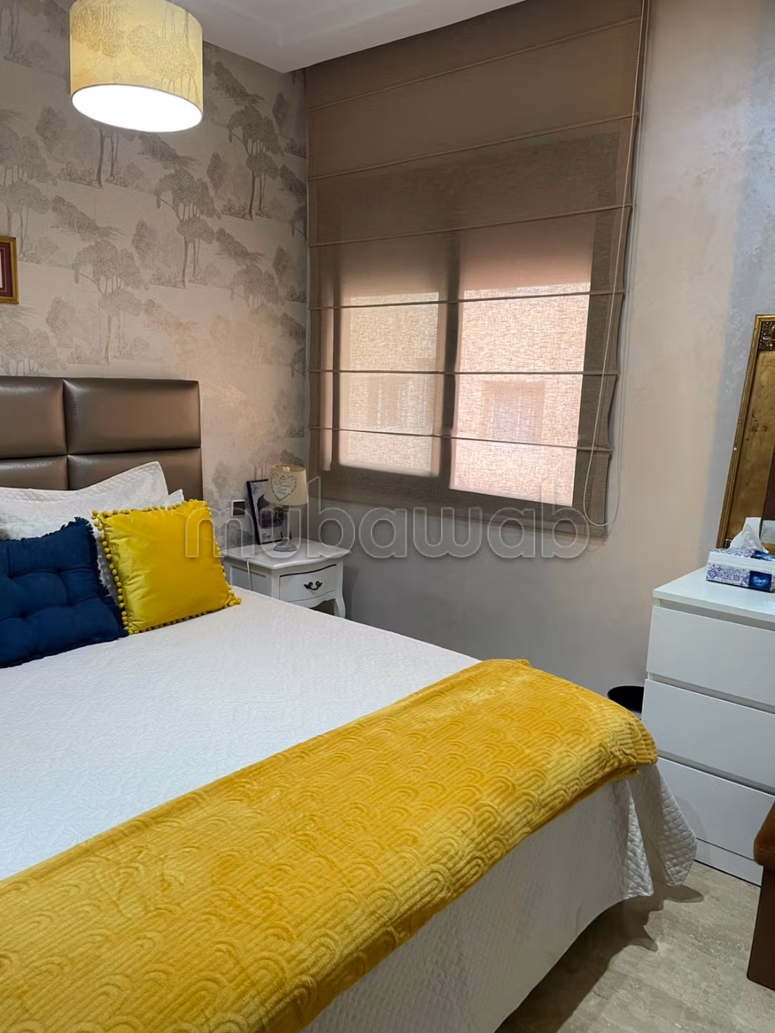 Lleva este apartamento en Las princesas. 2 habitaciones agradables. Garaje privado