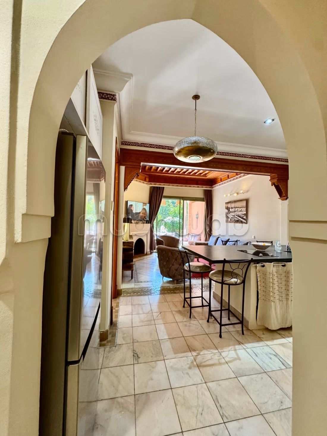Magnificent 80 m2 renovated apartment with 2 bedrooms