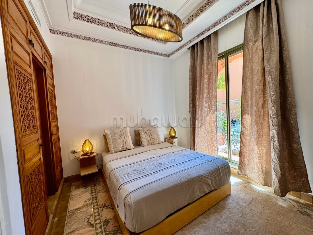 Magnificent 80 m2 renovated apartment with 2 bedrooms