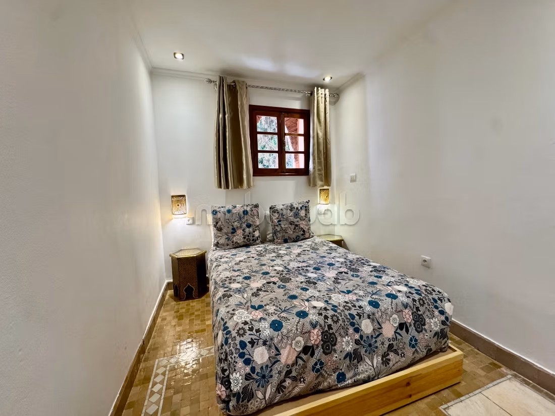 Magnificent 80 m2 renovated apartment with 2 bedrooms